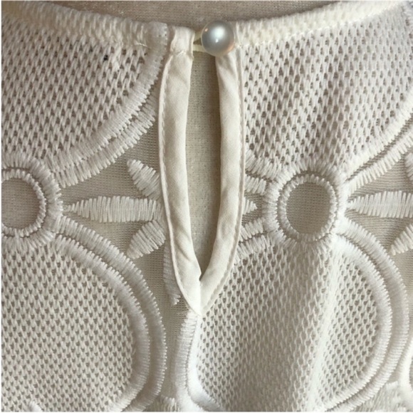 Main Strip Off White Sheer Knit Pattern Blouse - Picture 8 of 10